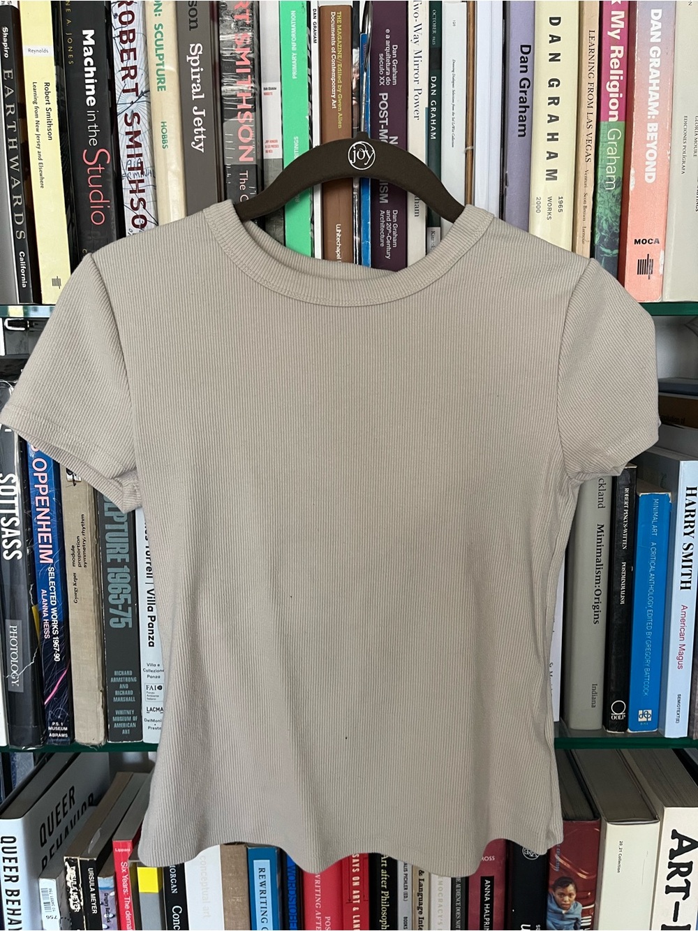Two Old Navy Ribbed Basic Short-Sleeve baby Tees in Taupe and Black